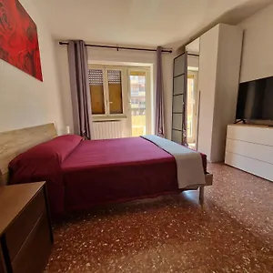Corneliaguesthouse , Roma Italia